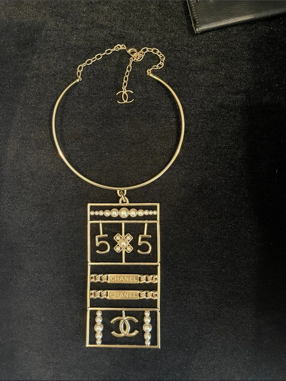 CHANEL Gold-Tone Statement Massive Pendant Necklace with Pearl Accents